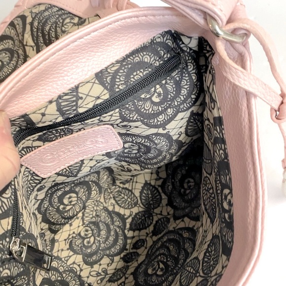 Carlos bubblegum pink vegan leather bag with fringe and silver details. - Picture 3 of 9